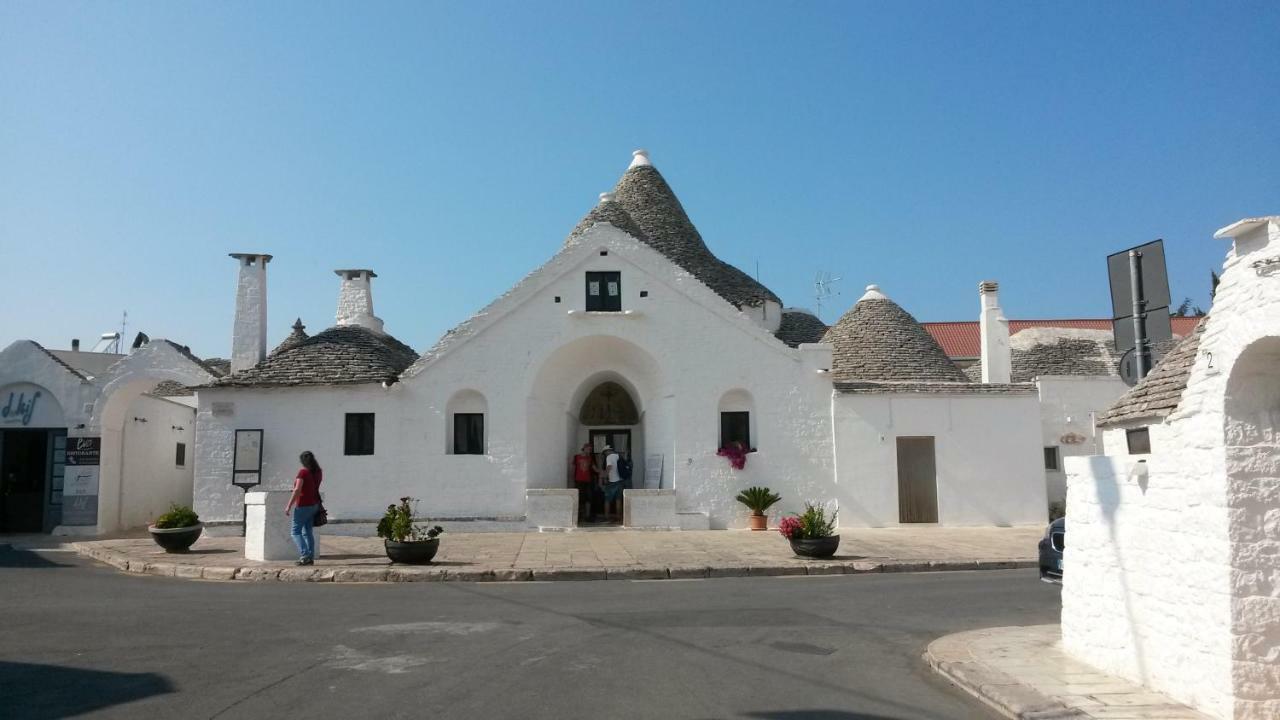Trullo Alberobello Vacanze Desa 1 Exteriör bild